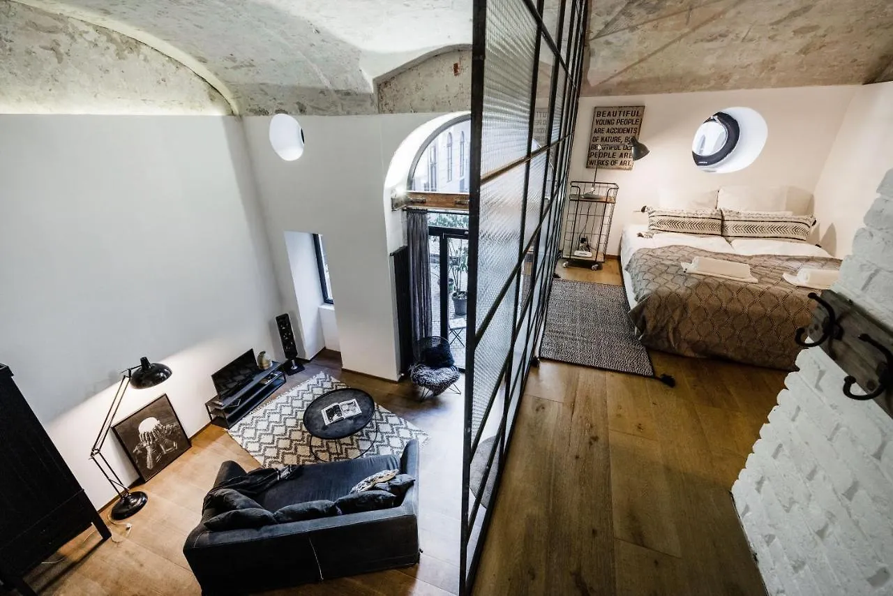 One Of A Kind, Super Central Condo With Patio Budapest Apartment