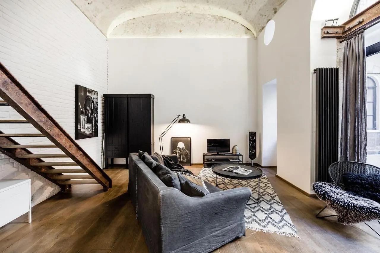 One Of A Kind, Super Central Condo With Patio Budapest
